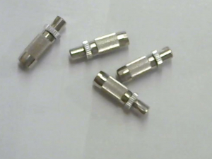 SÄÄTÖRUUVI M6X0,75-21,6