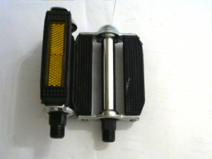 POLKIMET PARI HEIJASTIOMELLA