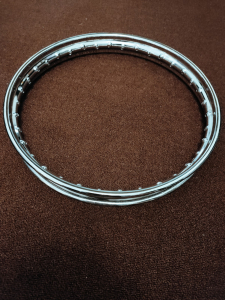 VANNE 19 / 23 TUUMAA