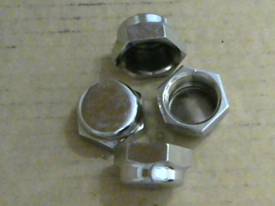 OHJAUKSEN YLÄMUTTERI